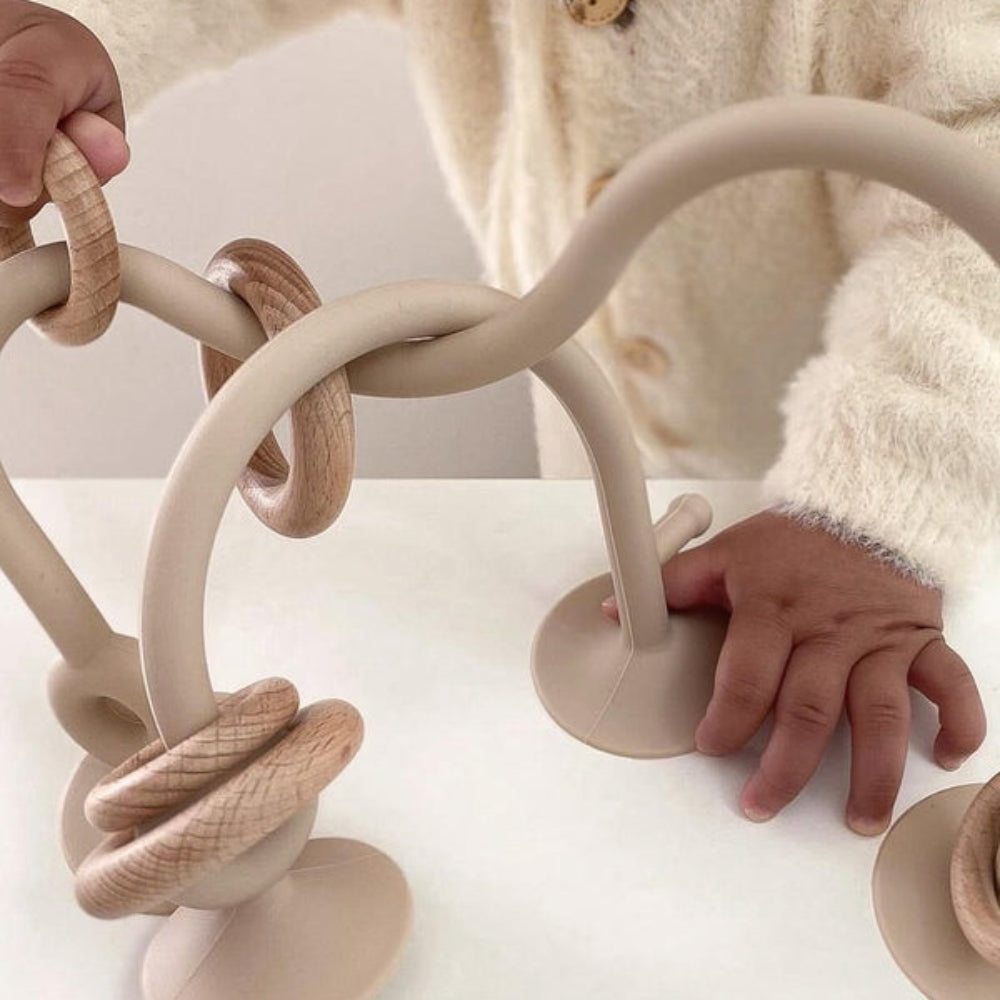🍼 Montessori Silicone Desktop Toy | Sensory Rings for Baby’s First Learning